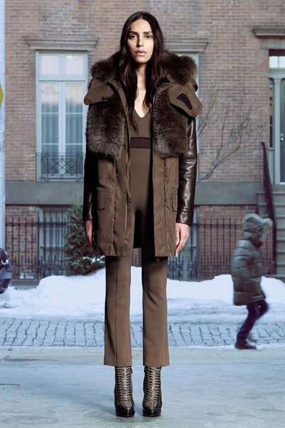 Look 8